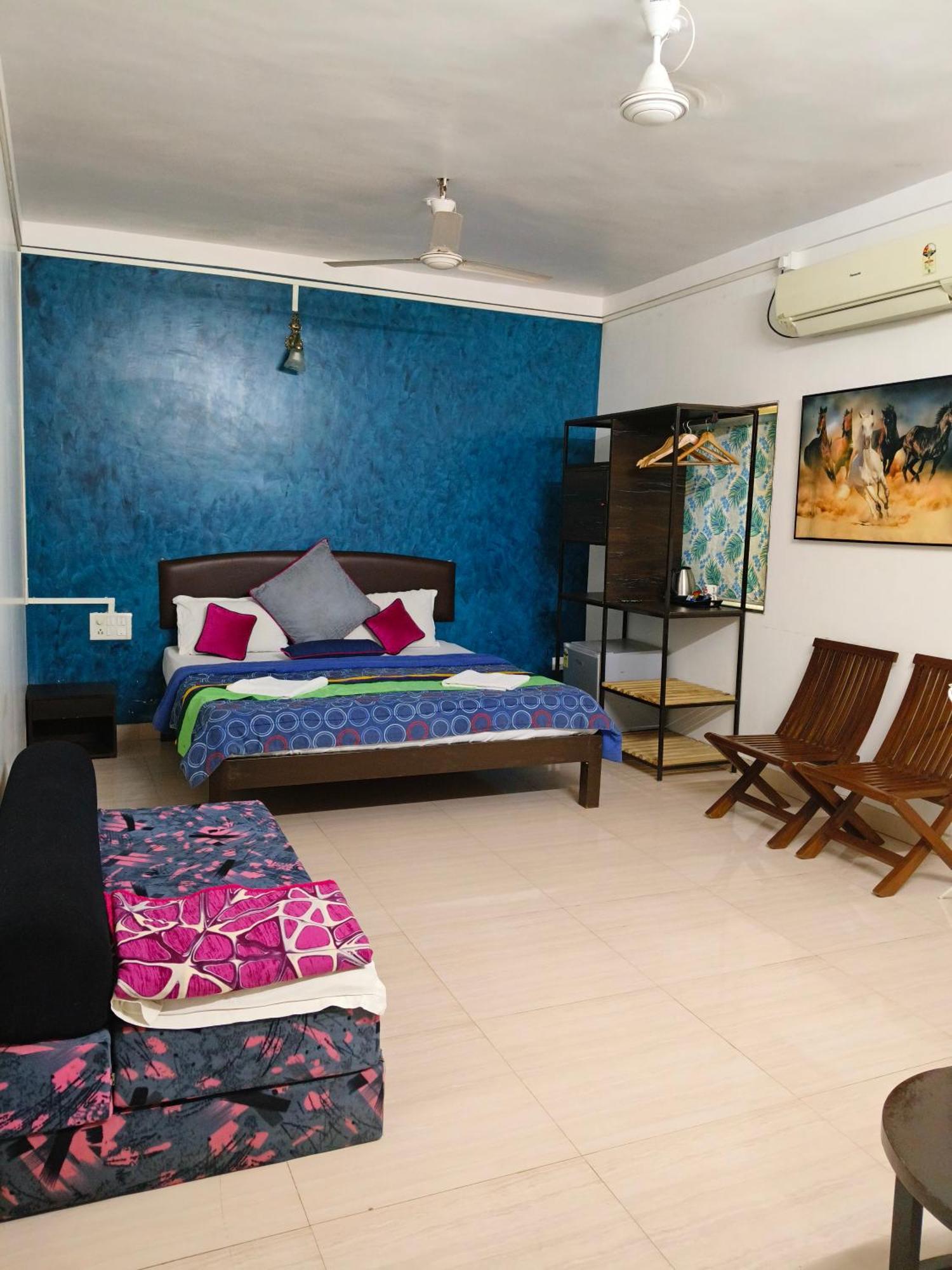 Mazzo Residency Bed & Breakfast Nagaon  Rom bilde